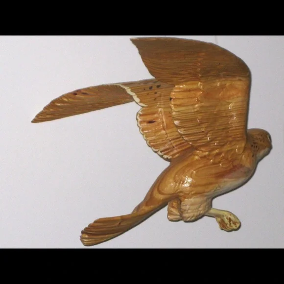 Flying falcon hanging sculpture fine art carving - Picture 4 of 9